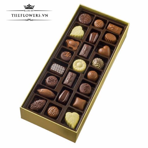 socola-valentine-kirkland-signature-belgian-luxury-chocolates-570g